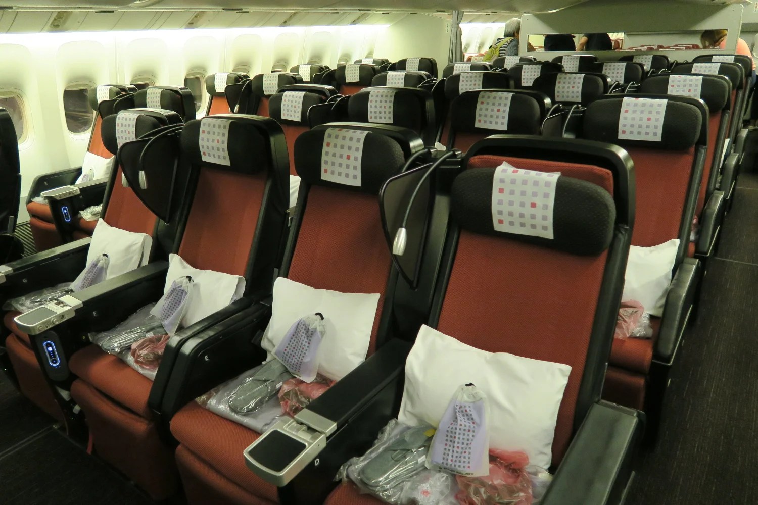 japan airlines premium economy review