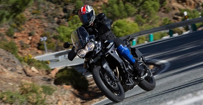 new triumph tiger 800 review